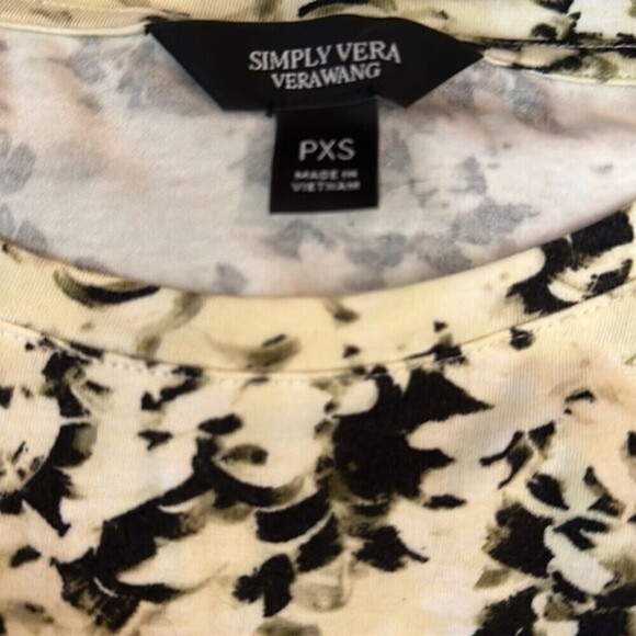 Simply Vera Wang PXS Ruffled Short Sleeve‎ Sprinkled Pattern Top - Picture 8 of 12